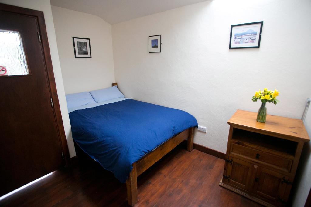 Aille River Tourist Hostel And Camping Doolin Bilik gambar