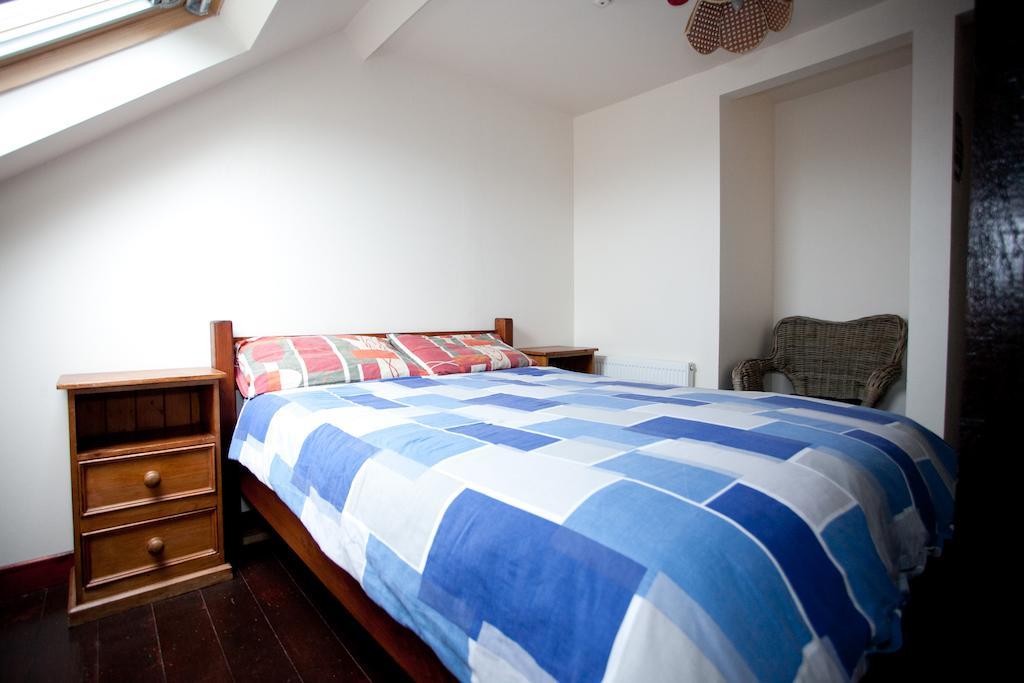 Aille River Tourist Hostel And Camping Doolin Bilik gambar